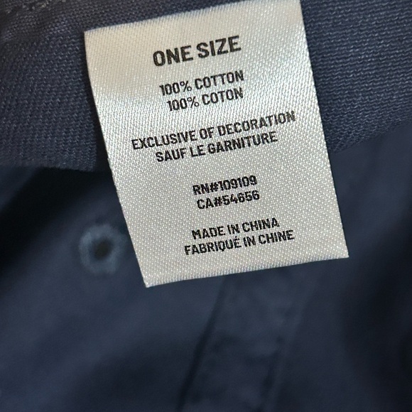 NEW…LIFE IS GOOD 4 PIECE SET..Shirt, hat, tote and small bag. - Picture 15 of 15